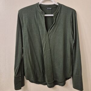 Kit And Ace Hunter Green Light Weight Merino Wool Blend Blouse Size XS